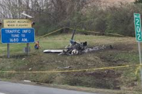 5 dead in small plane crash near Nashville highway