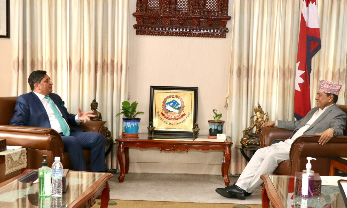 Pakistani Ambassador Visits Foreign Minister Shrestha